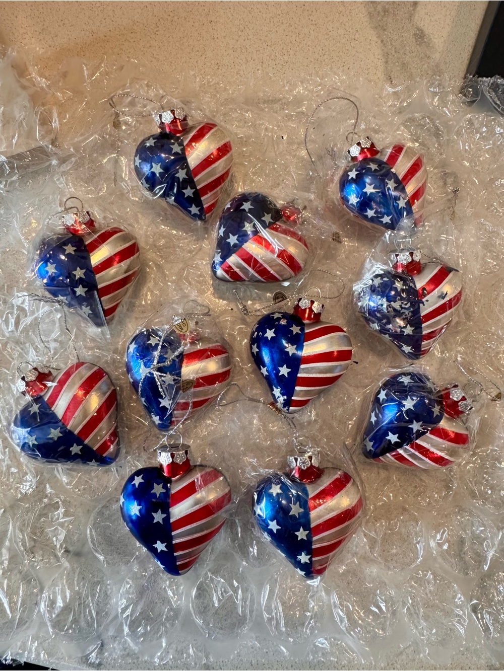 🇺🇸 Patriotic American Flag Glass Heart Ornaments - Set of 11